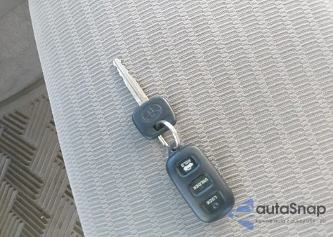 2005 Toyota Camry Le из США, поврежденный, VIN 4T1BE30K45U423639